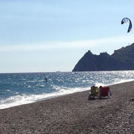 Camping La Focetta Sicula SantʼAlessio Siculo Exterior foto